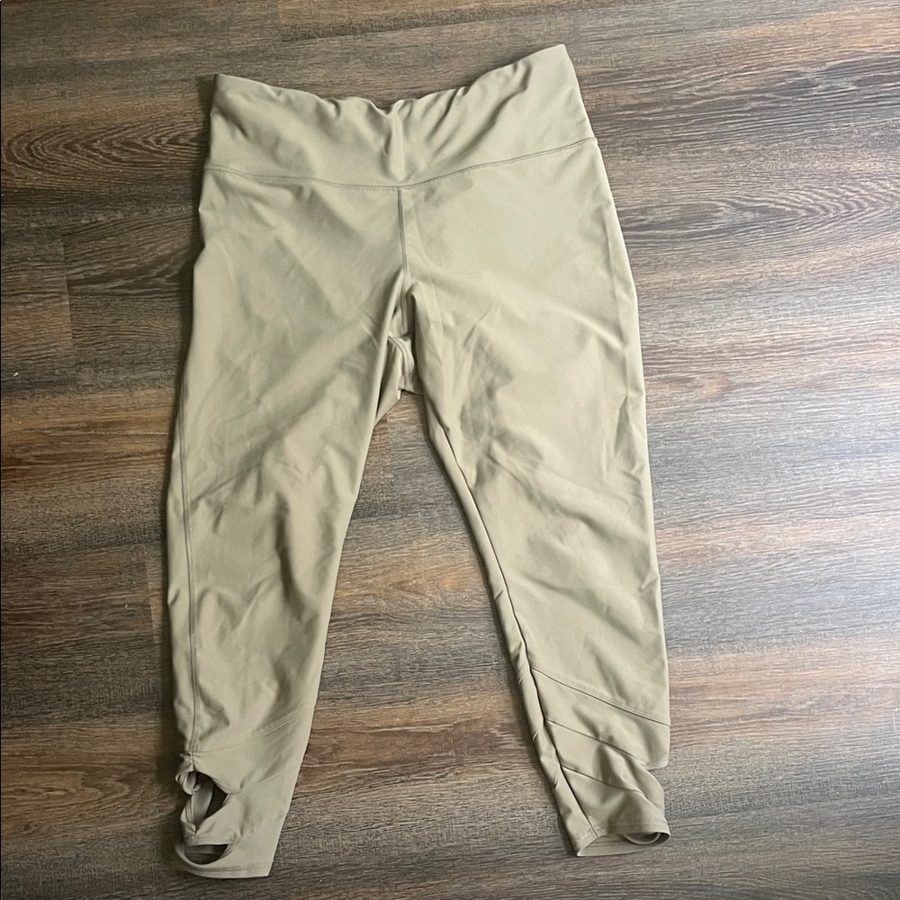 Old Navy High-Waisted Leggings